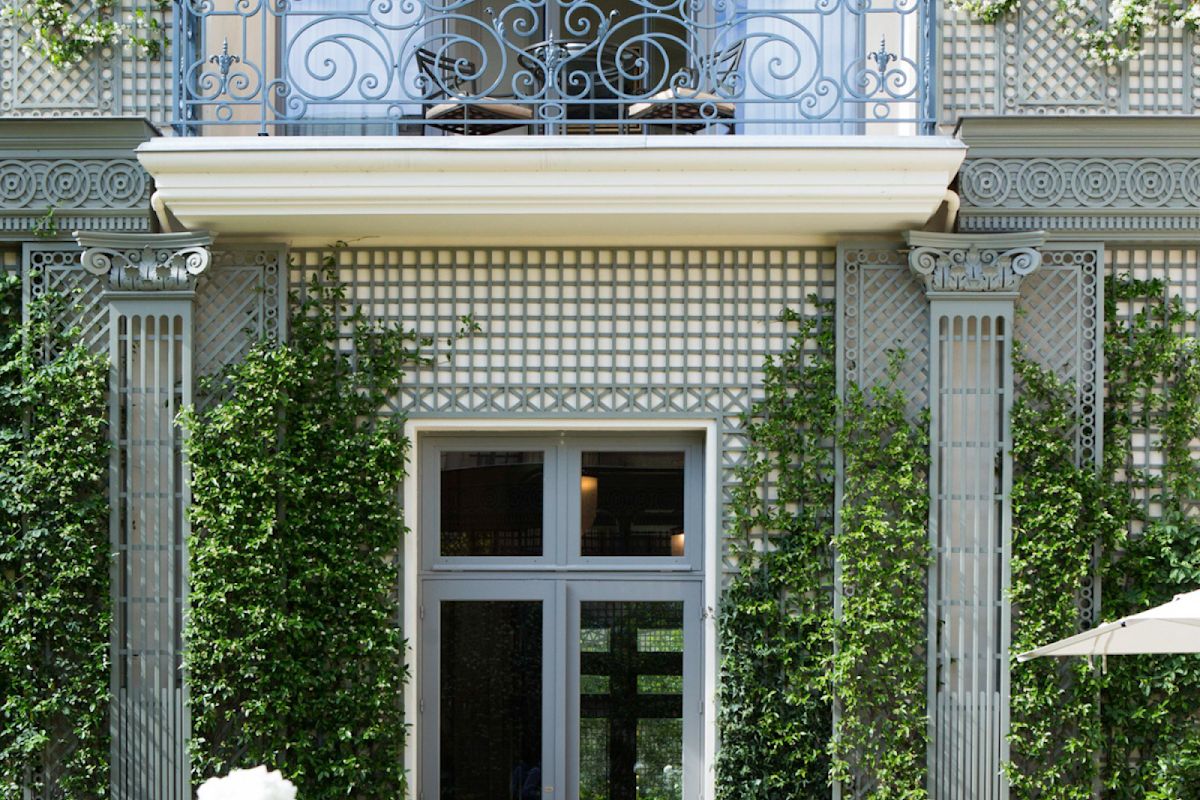 Ritz Paris hotel exterior in Taiwan